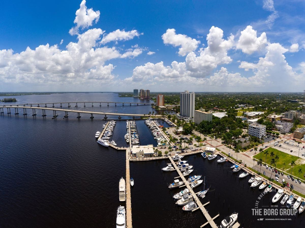 Aerial view of the Fort Myers marina and downtown